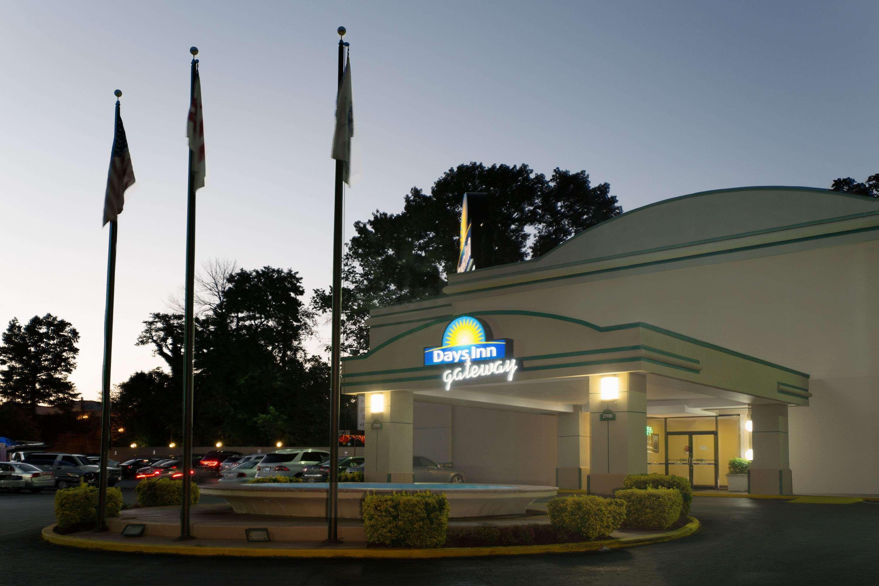 Days Inn By Wyndham Washington Dc/Gateway מראה חיצוני תמונה